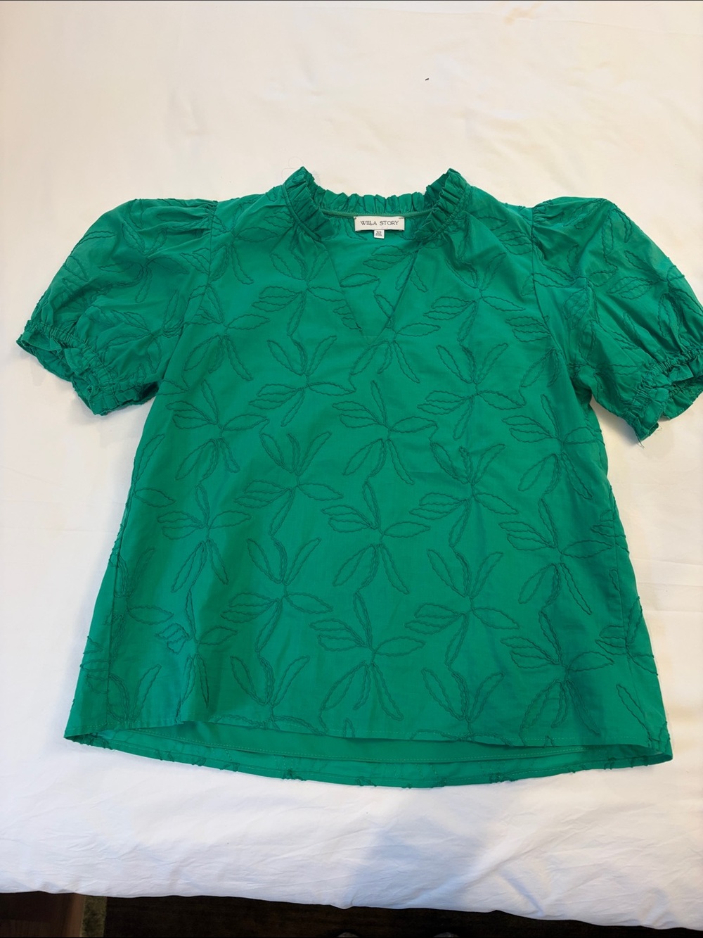 Willa Story Green Embroidered Blouse, size XS